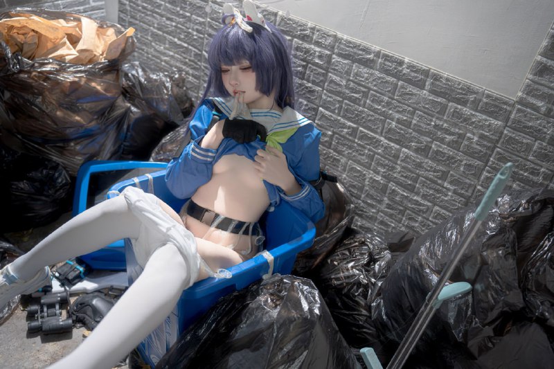 推特纸悦cos的碧蓝档案里的霞泽美游 #白丝推特纸悦cos的碧蓝档案里的霞泽美游 #白丝