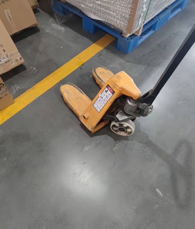 幼年叉车