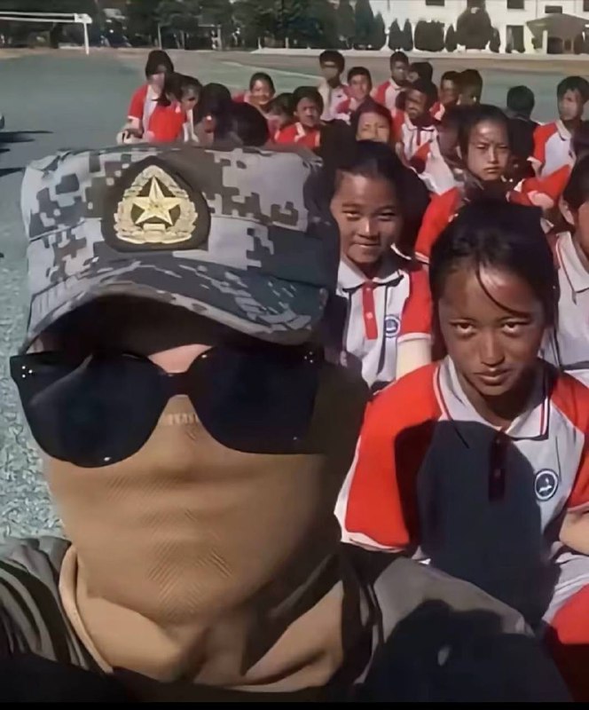 想刀人的眼神是藏不住的