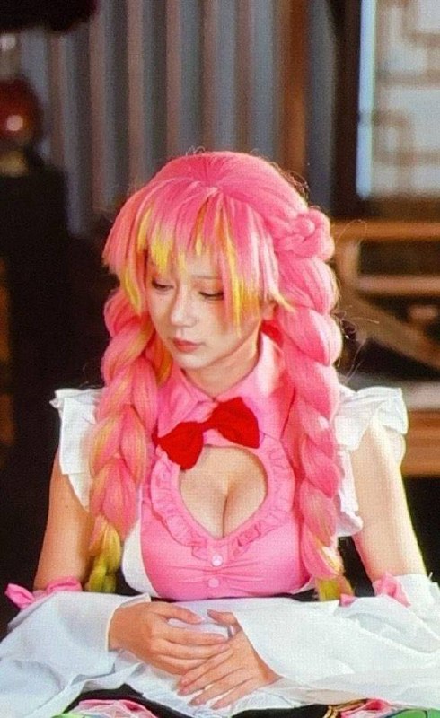 拍的跟 ai 扩图似的 #摄影 #全身图 #鬼灭之刃 #甘露寺蜜璃￼￼拍的跟 ai 扩图似的 #摄影 #全身图 #鬼灭之刃 #甘露寺蜜璃￼￼