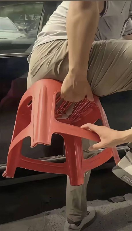 一张看上去就很疼的照片