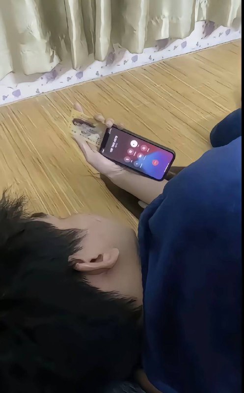 豆包帮我把图片里的手机号码变清晰