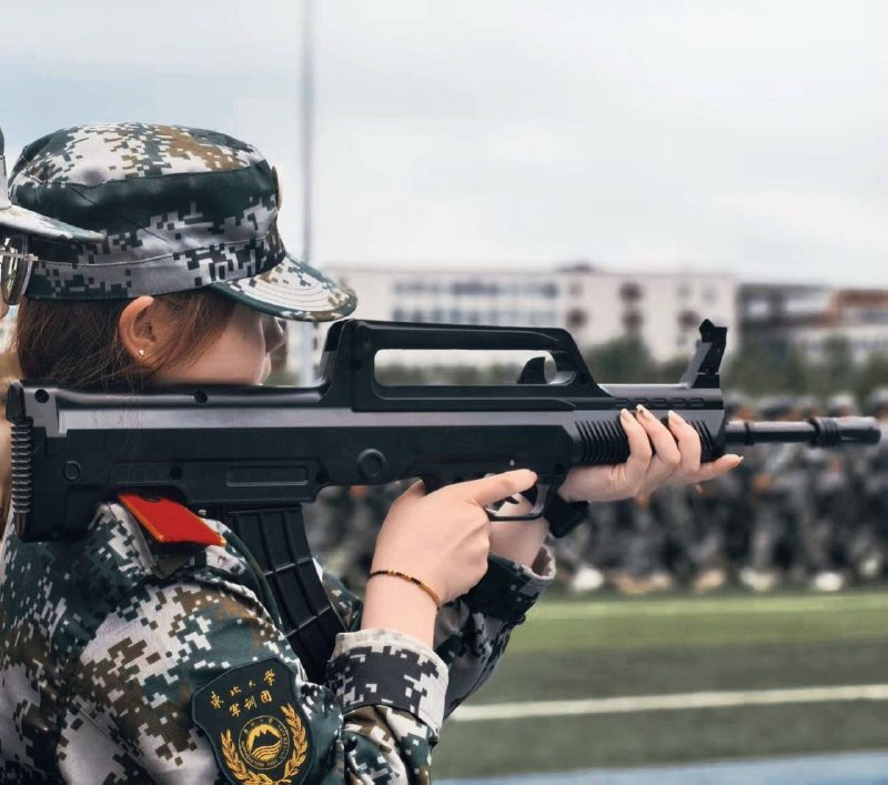 枪是这么用的吗枪是这么用的吗