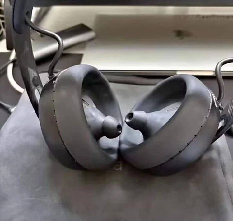 解决了头戴式耳朵不疼的问题