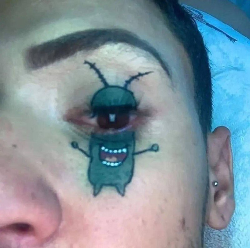 这纹身挺有个性 #痞老板